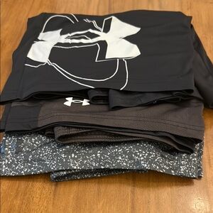 Under Armour Black and Gray Activewear Bundle